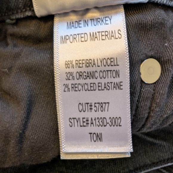 AGOLDE Toni Mid Rise Straight Jeans Organic Cotton - Picture 6 of 6